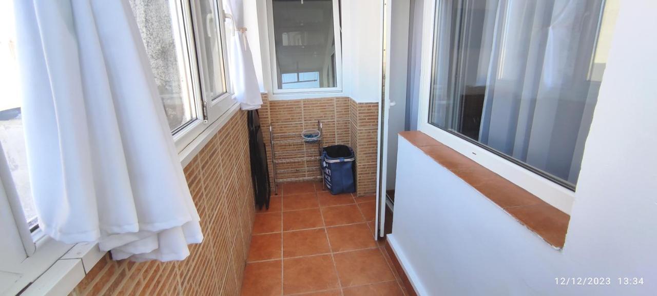 Platinum Apartment - Apartament Cu 3 Camere, 2 Dormitoare, 2 Bai, Bucatarie Complet Utilata, 2 Balcoane Boekarest Buitenkant foto