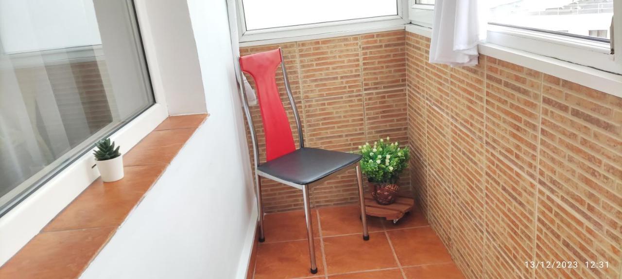 Platinum Apartment - Apartament Cu 3 Camere, 2 Dormitoare, 2 Bai, Bucatarie Complet Utilata, 2 Balcoane Boekarest Buitenkant foto