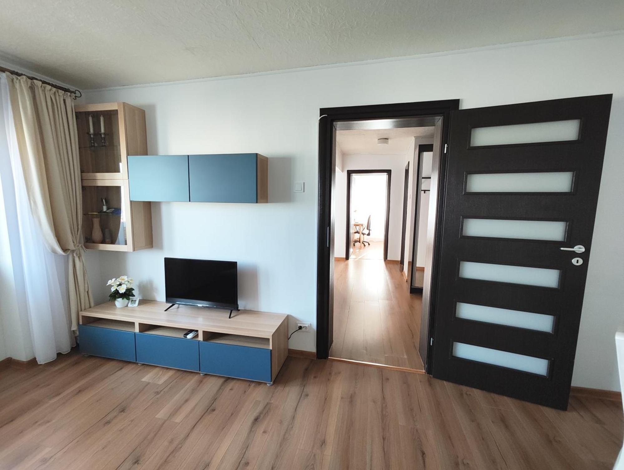 Platinum Apartment - Apartament Cu 3 Camere, 2 Dormitoare, 2 Bai, Bucatarie Complet Utilata, 2 Balcoane Boekarest Buitenkant foto